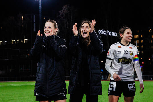 Häckens Anna Anvegård, tränare Elena Sadiku och Tabby