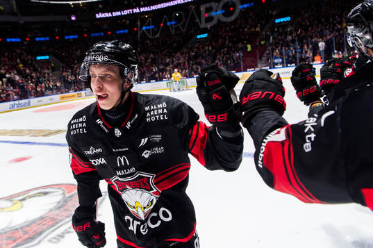 Malmö Redhawks William Von Barnekow jublar