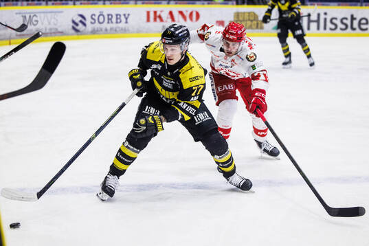 Västerås Oscar Birgersson och Troja/Ljungbys Anton Gradin