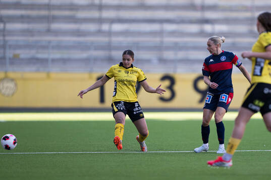 Elfsborgs Jennifer Brinck och Linköpings Jonna Andersson