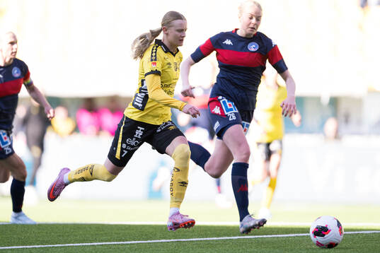 Elfsborgs Hanna Jiozon och Linköpings Ella Lokrantz