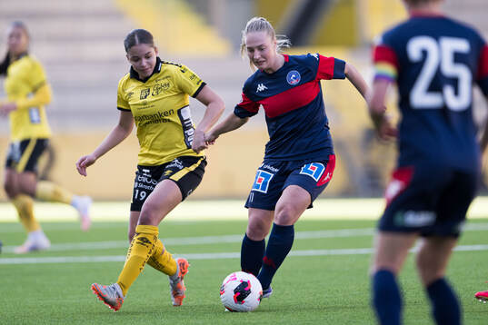 Elfsborgs Jennifer Brinck och Linköpings Emma Viklund