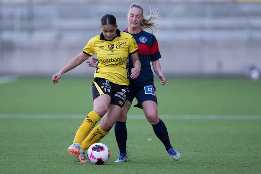 Elfsborgs Jennifer Brinck och Linköpings Emma Viklund