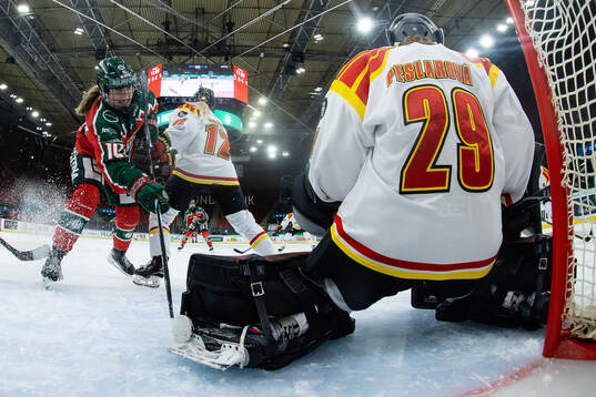 Frölundas Emilia Vesa