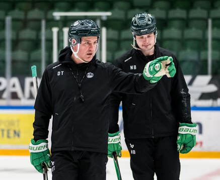 Tränare Dan Tangnes och assisterande tränare Max Bohlin