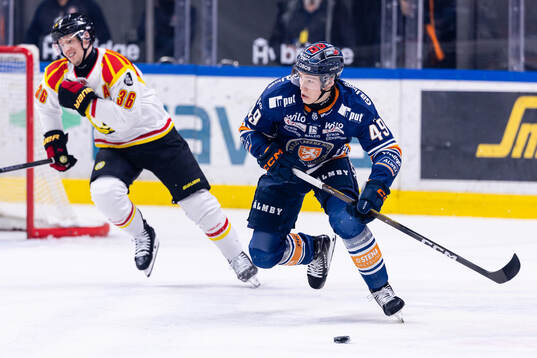 Brynäs Linus Ölund och Växjös Leo Sahlin Wallenius