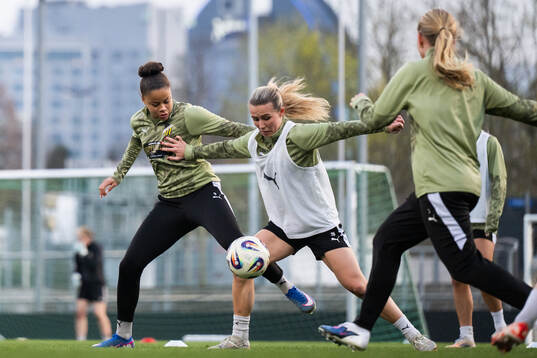 Felicia Schröder and Nathalie Staaf