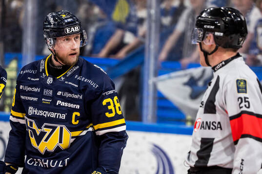 HV71s Olle Alsing