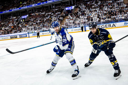 Leksands Nolan Stevens och HV71s Joona Luoto