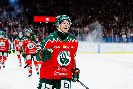 Frölundas Max Friberg jublar