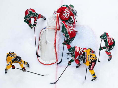 Luleås Mathias Bromé och Linus Omark mot Frölundas