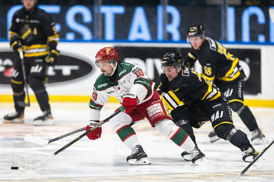 Modos Gerry Fitzgerald och AIKs Christoffer Björk