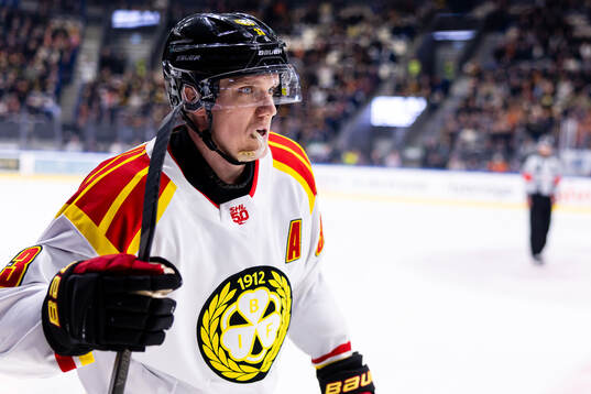 Brynäs Jakob Silfverberg jublar