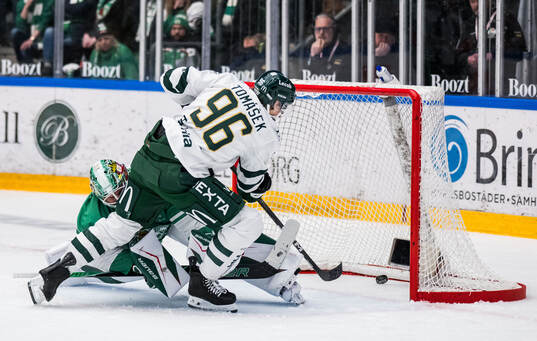 Rögles målvakt Christoffer Rifalk och Färjestads David