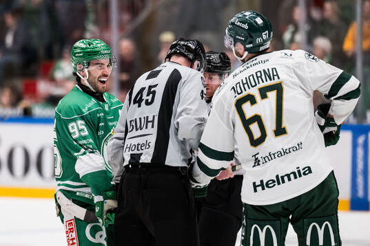 Rögles Mark Friedman och Färjestads Radim Zohorna