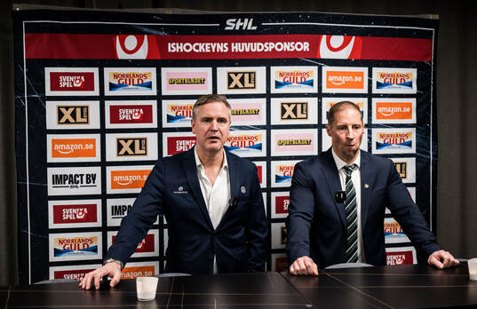 Rögles tränare Dan Tangnes och Färjestads tränare Cam