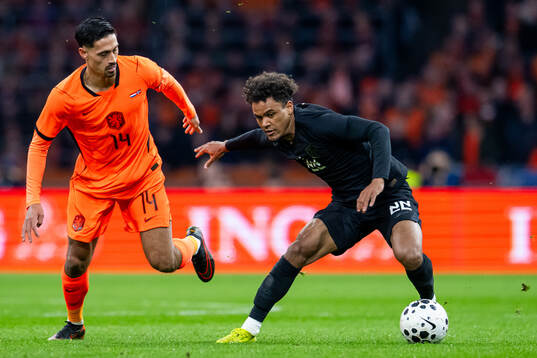 Tijjani Reijnders of Netherlands and Oscar Bobb of Norway