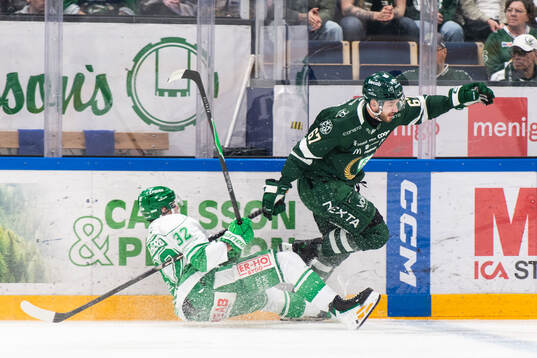 Rögles Isac Solberg och Färjestads Radim Zohorna