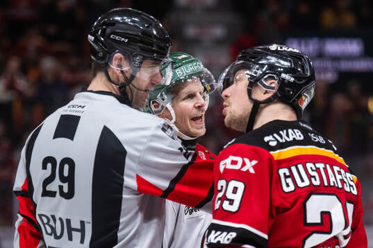 Frölundas Max Friberg och Luleås Erik Gustafsson