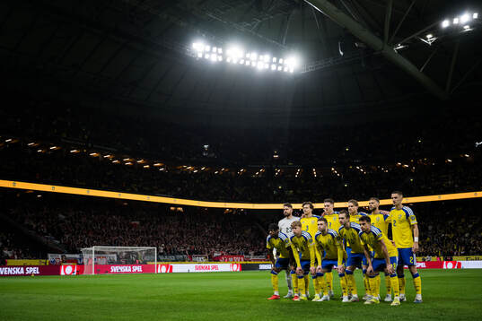 The starting eleven of Sweden pose for a team photo