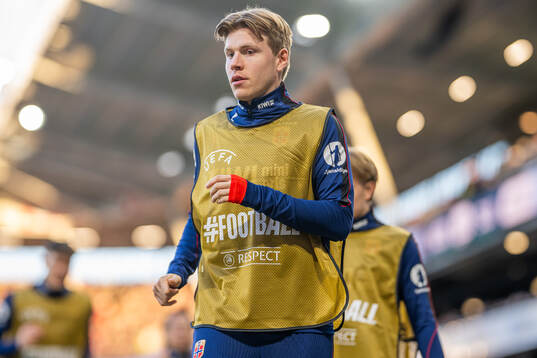 Jens Petter Hauge of Norway warms up