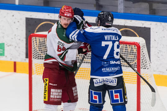 Modos Jacob Bengtsson och Karlskogas Leevi Viitala