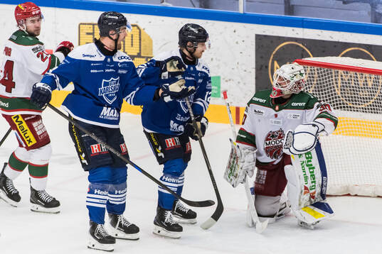 Karlskogas Jonatan Harju och Gustaf Thorell med Modos