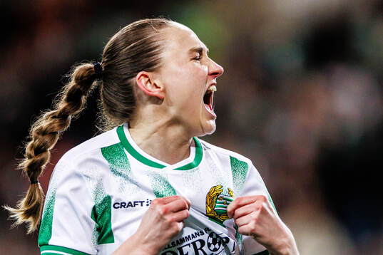 Vilde Hasund of Hammarby  celebrates