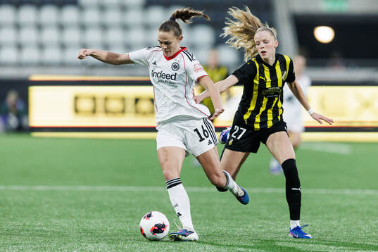 Marthine Østenstad of Eintracht Frankfurt and Thelma