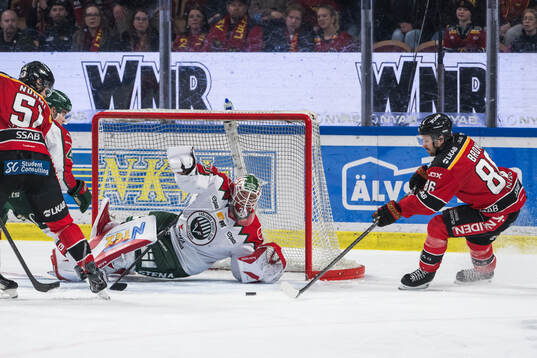 Frölundas målvakt Tobias Normann och Luleås Mathias