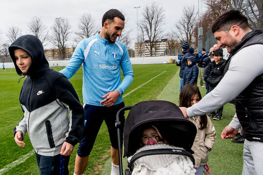 Andrej Djuric och supportrar