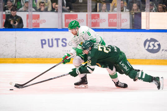 Rögles Linus Sandin och Färjestads Per Åslund