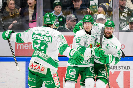 Rögles Albin Sundsvik och Calvin De Haan jublar