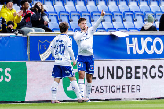 IFK Norrköpings Tim Prica jublar