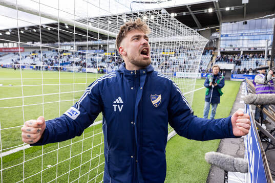 IFK Norrköpings Tim Prica jublar