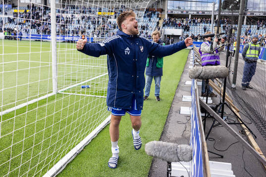 IFK Norrköpings Tim Prica jublar