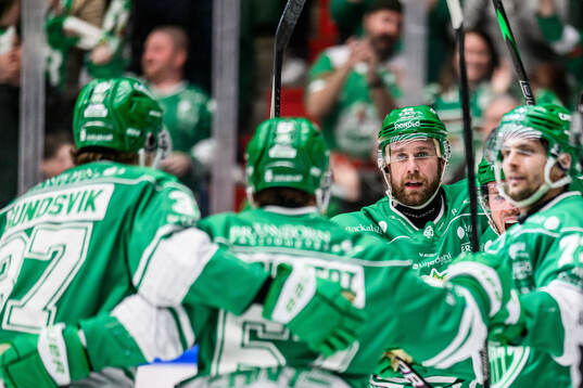 Rögles Calvin De Haan jublar