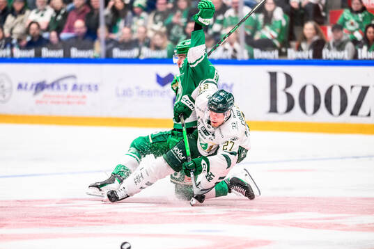 Rögles Albin Sundsvik och Färjestads Gabriel Carlsson