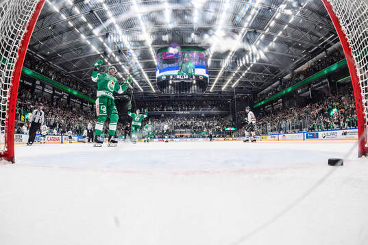 Rögles Dennis Everberg jublar