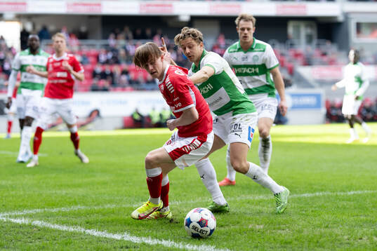 Kalmars Marius Söderbäck och Västerås Simon Gefvert