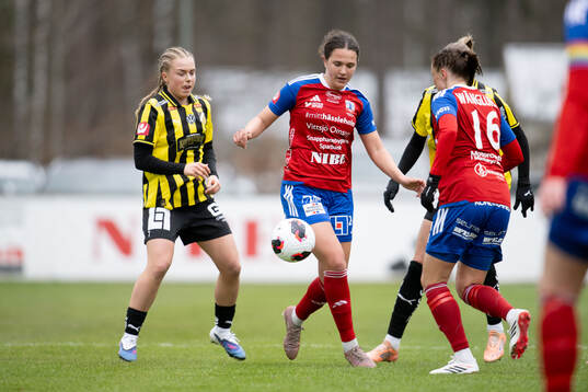 Häckens Pernille Sanvig och Vittsjös Daniela Galic