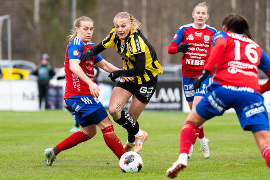 Vittsjös Nellie Persson och Häckens Stine Sandbech