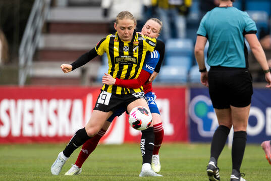 Vittsjös Kajsa Lind och Häckens Paulina Nyström