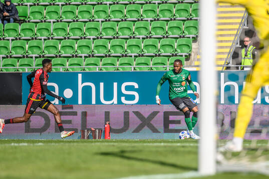 Östersunds Sunday Anyanwu och Varbergs Shanyder Borgelin