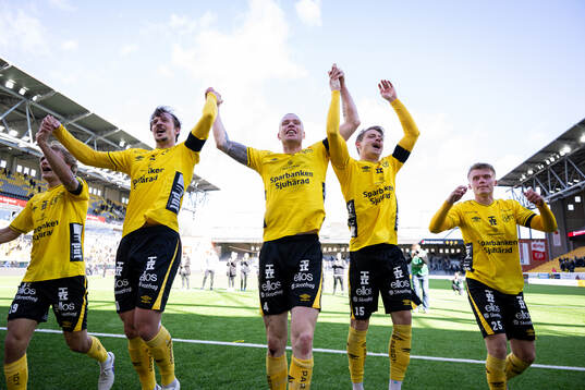Elfsborgs spelare jublar