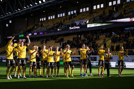 Elfsborgs spelare jublar