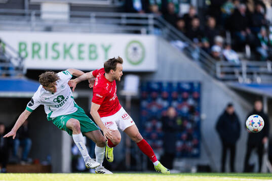 Ethan Amundsen-Day of HamKam and Bård Finne of Brann