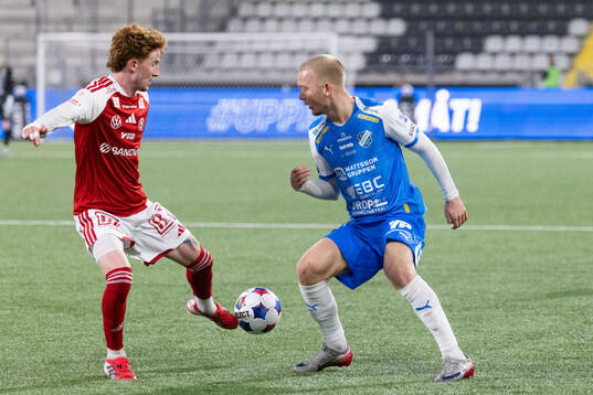 Sandvikens IFs Alan Carleton och Oddevolds Olle Kjellman