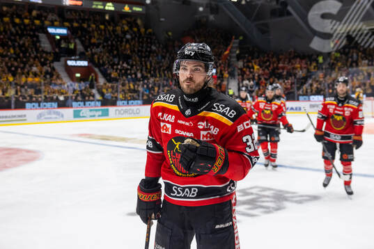 Luleås Oscar Engsund jublar