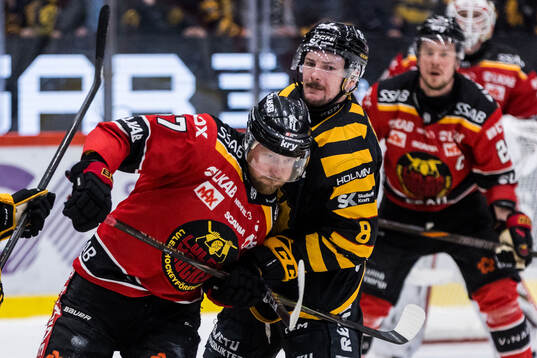 Luleås Linus Omark och Skellefteås Oliver Okuliar